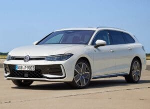 Passat Variant 2024: Luxo, Tecnologia e Espaço
