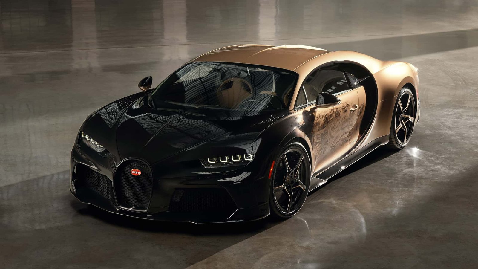 Bugatti Chiron dourado