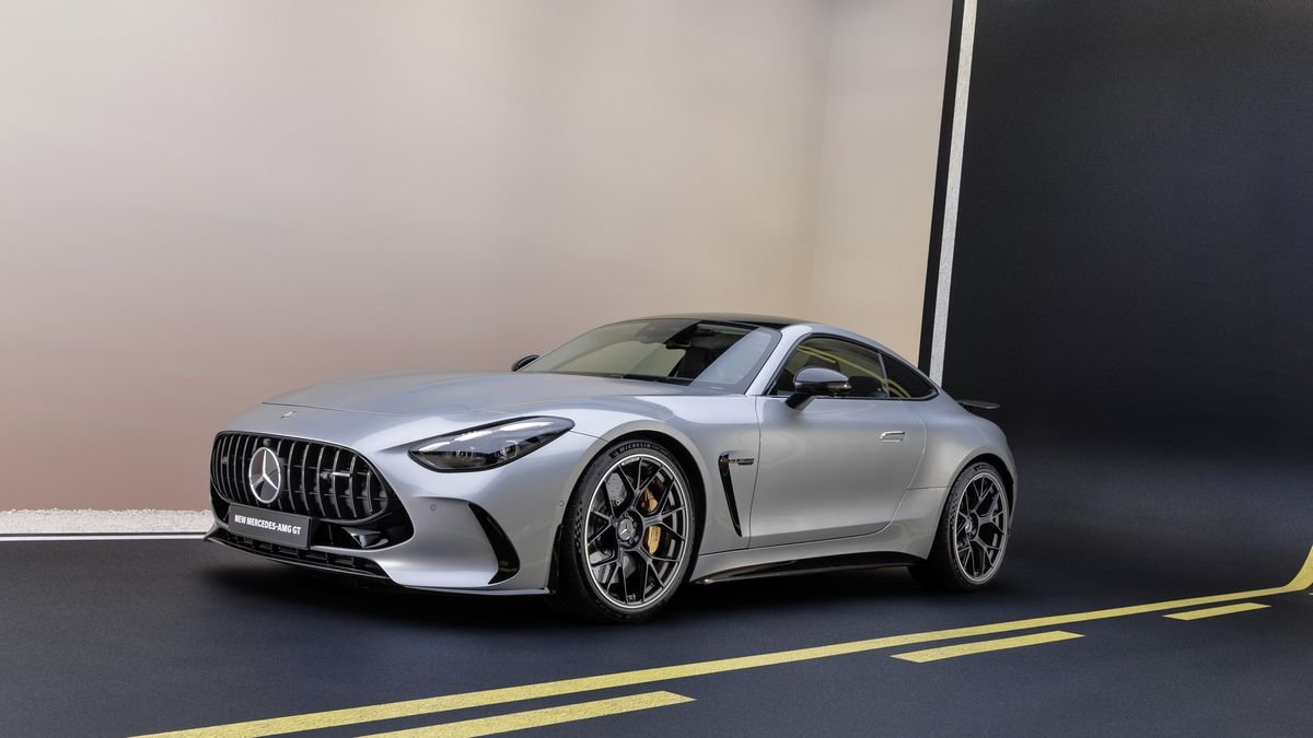 MercedesAMG GT 2024 O Supercarro que Redefine Limites