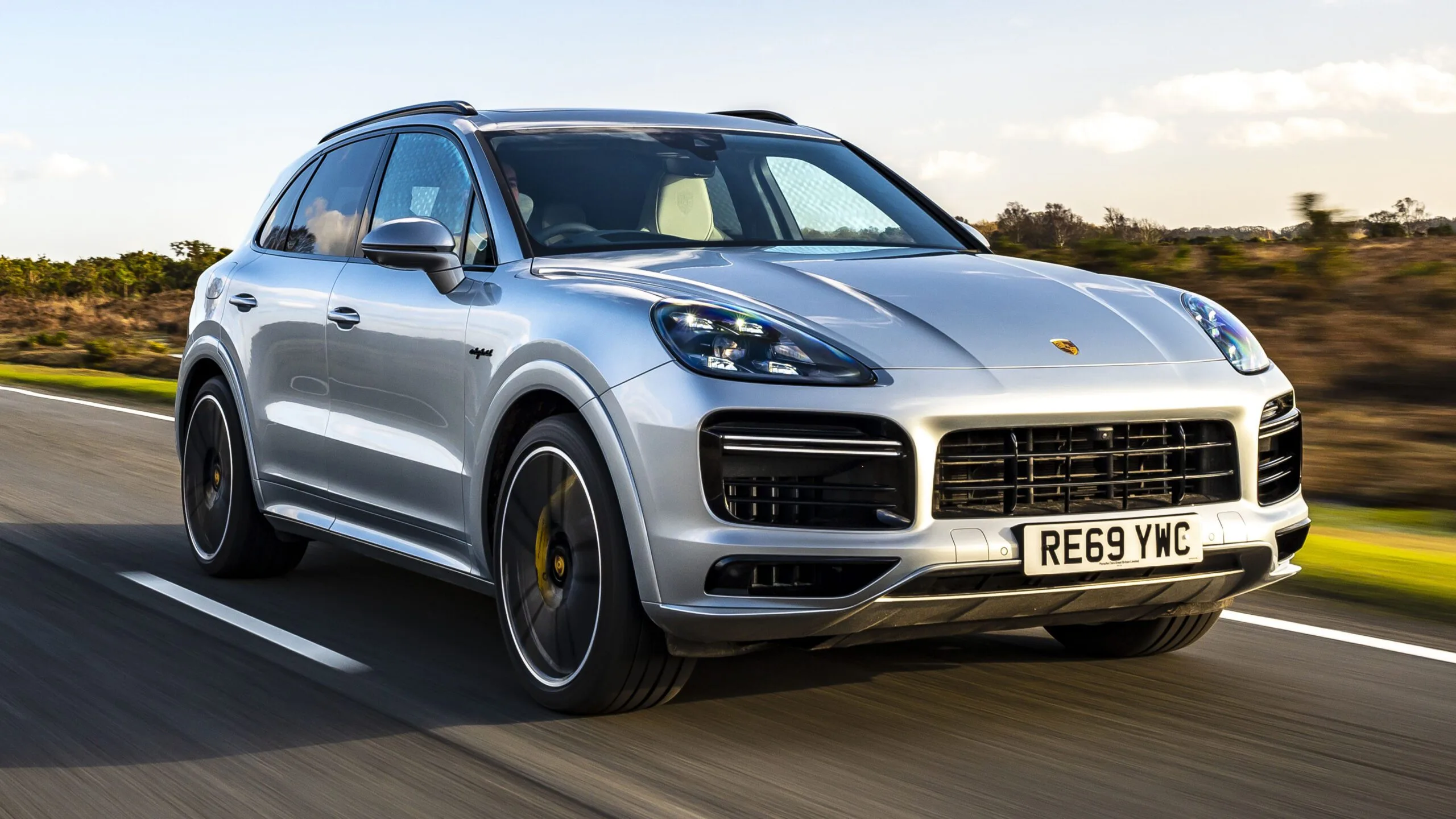 Porsche Cayenne Turbo S E-Hybrid 2023