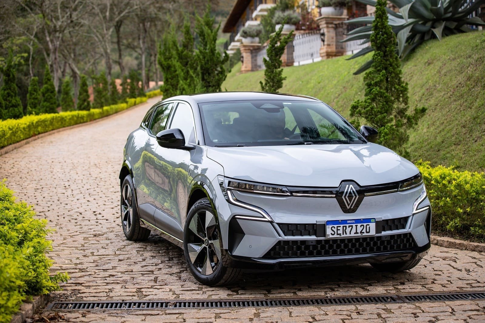 Renault Mégane E-Tech 2024