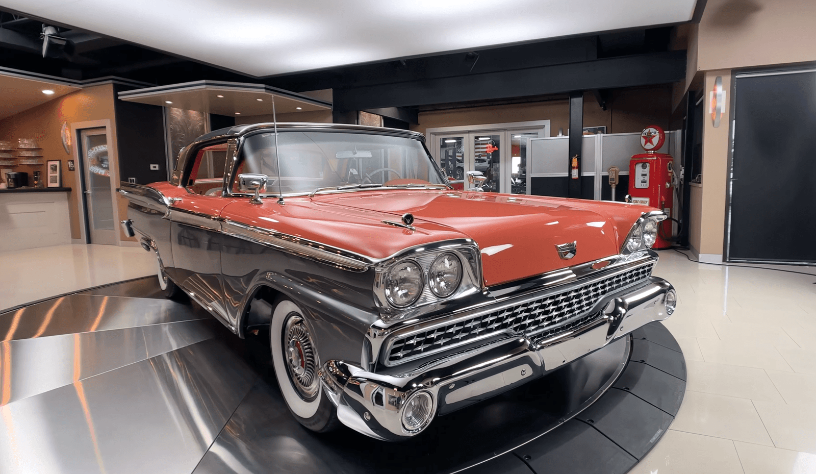 1959 Ford Fairlane 500 Galaxie Skyliner