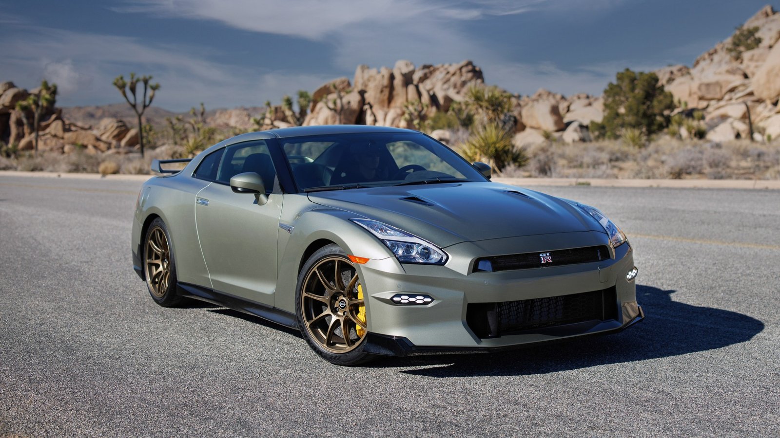 2024 Nissan GT-R T-Spec