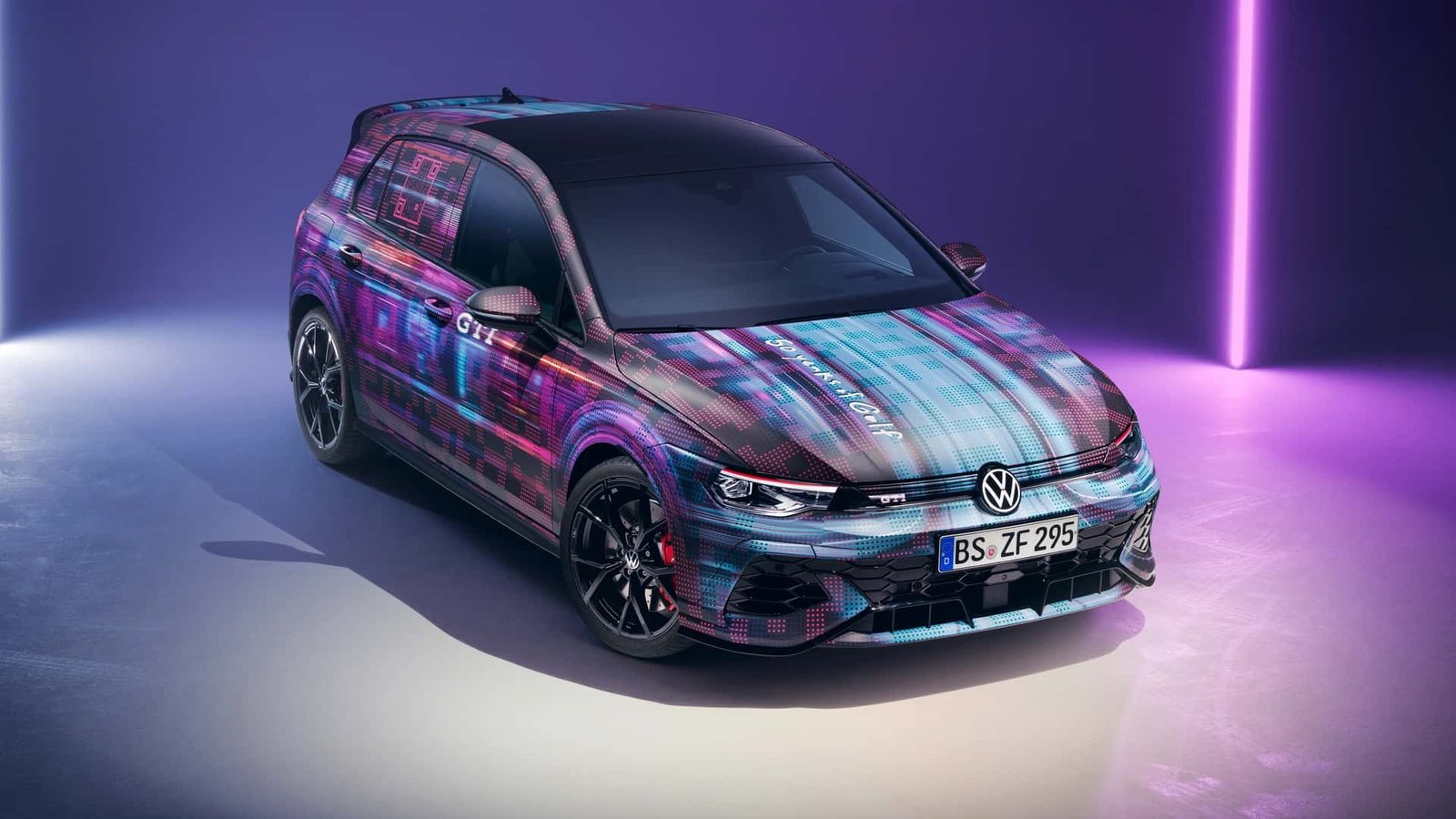 Sob os Holofotes O Novo Volkswagen Golf GTI 2024 em Detalhes