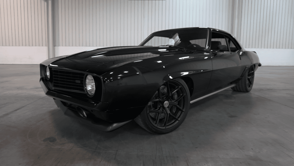 Camaro-1969-de-oe Rogan-The-Roadster-Shop