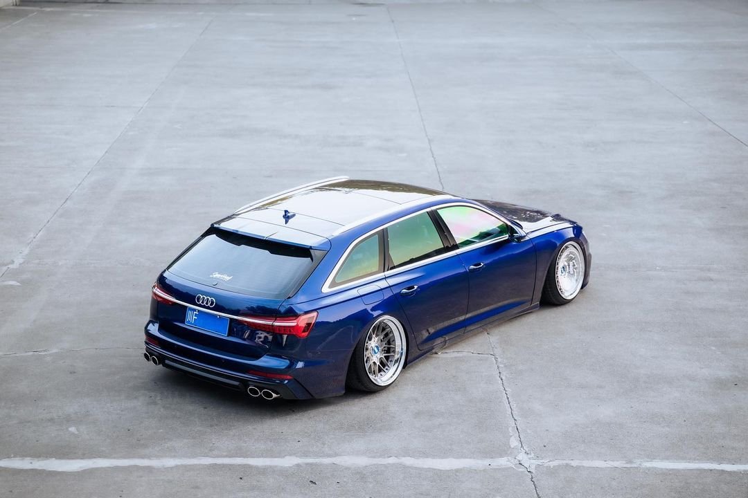 Audi-rs6-avant