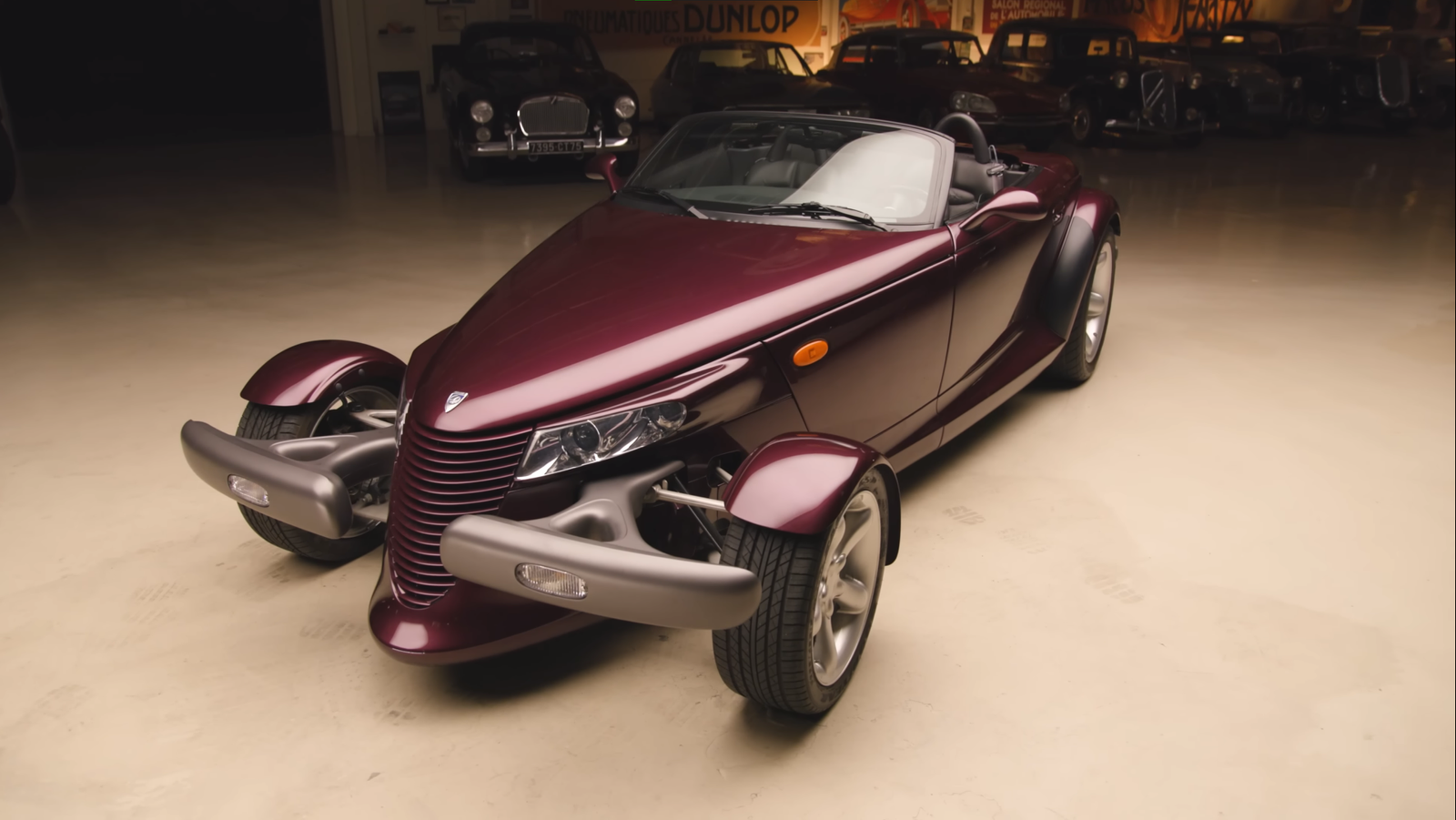 Plymouth Prowler com o designer Chip Foose - Jay Leno's Garage