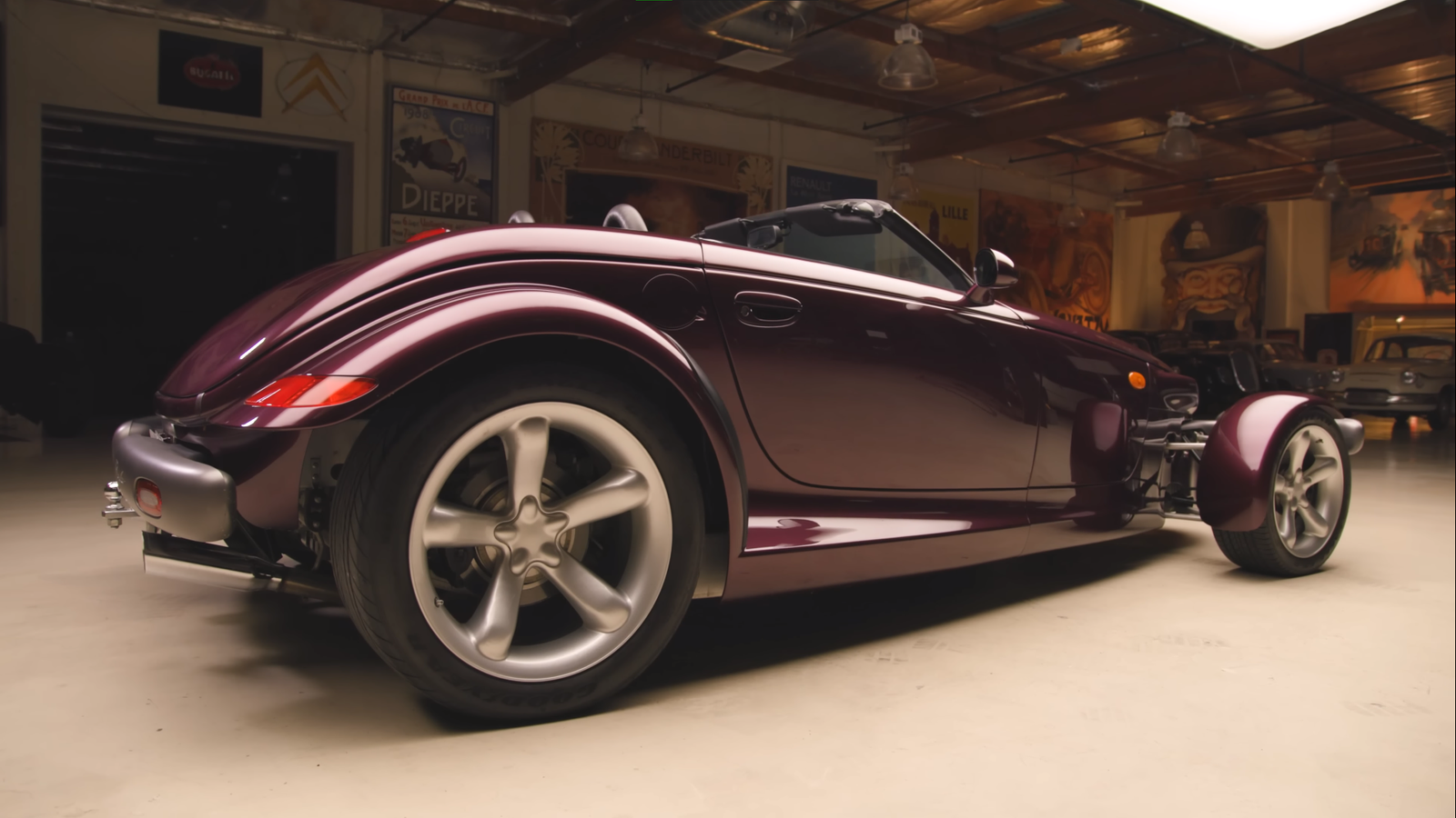 Plymouth Prowler com o designer Chip Foose - Jay Leno's Garage