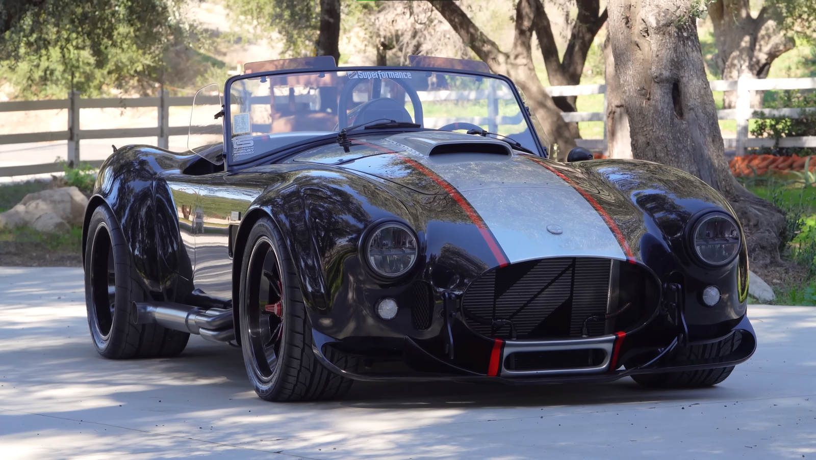 Shelby Cobra MkIIIR