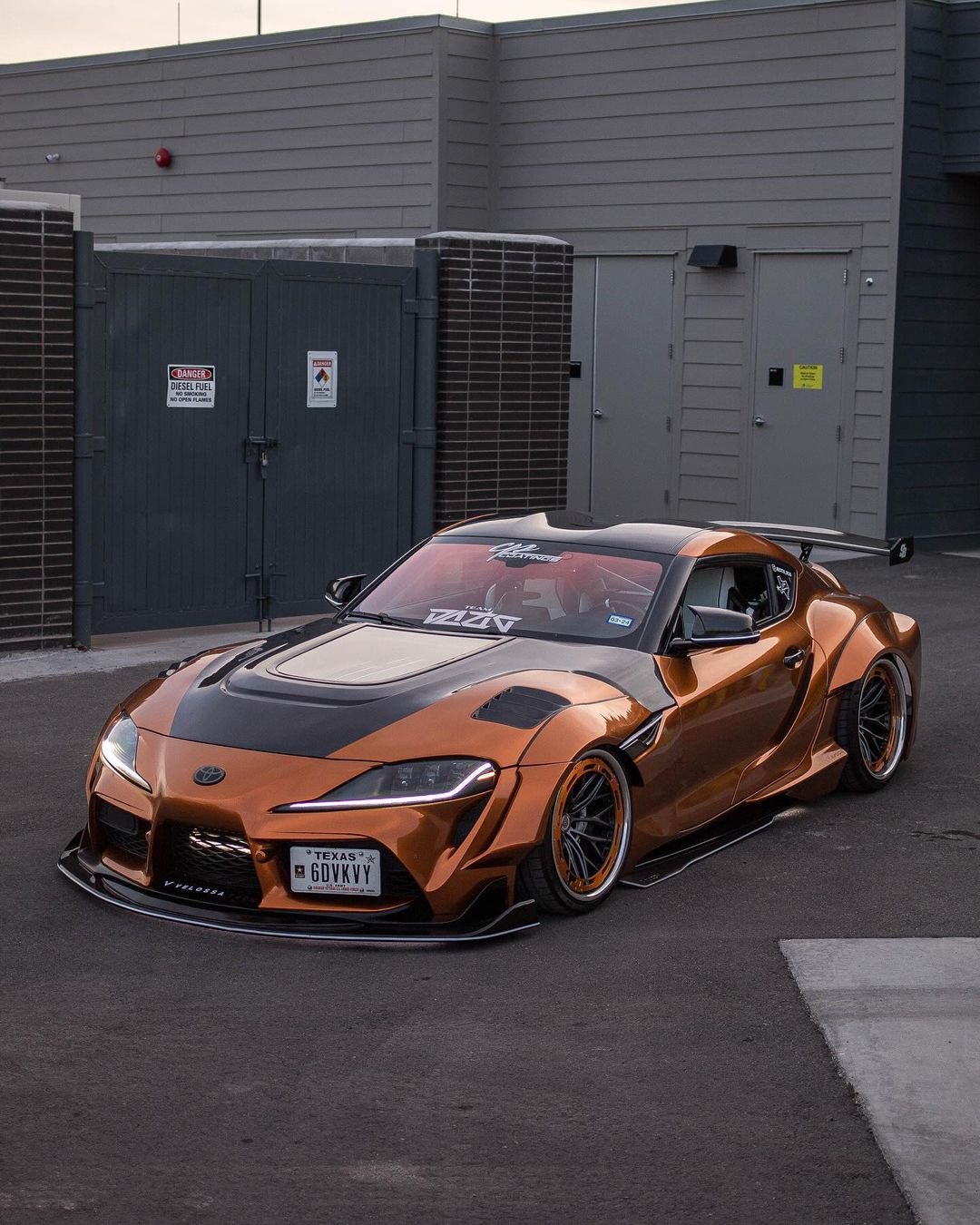 Carros Modificados Incríveis Encontrados nas Redes Sociais