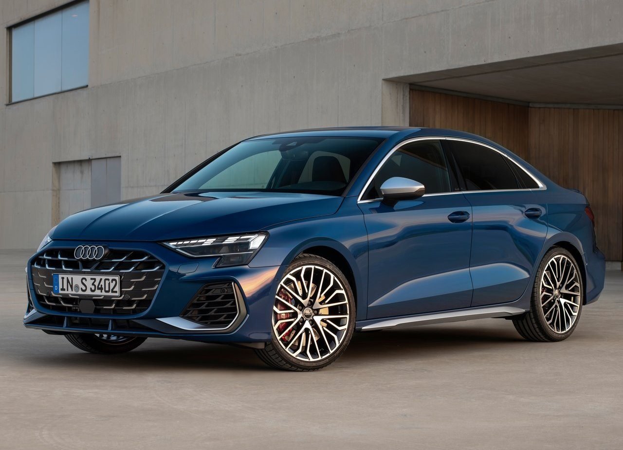 2025-AUDI-S3-SEDAN-lateral