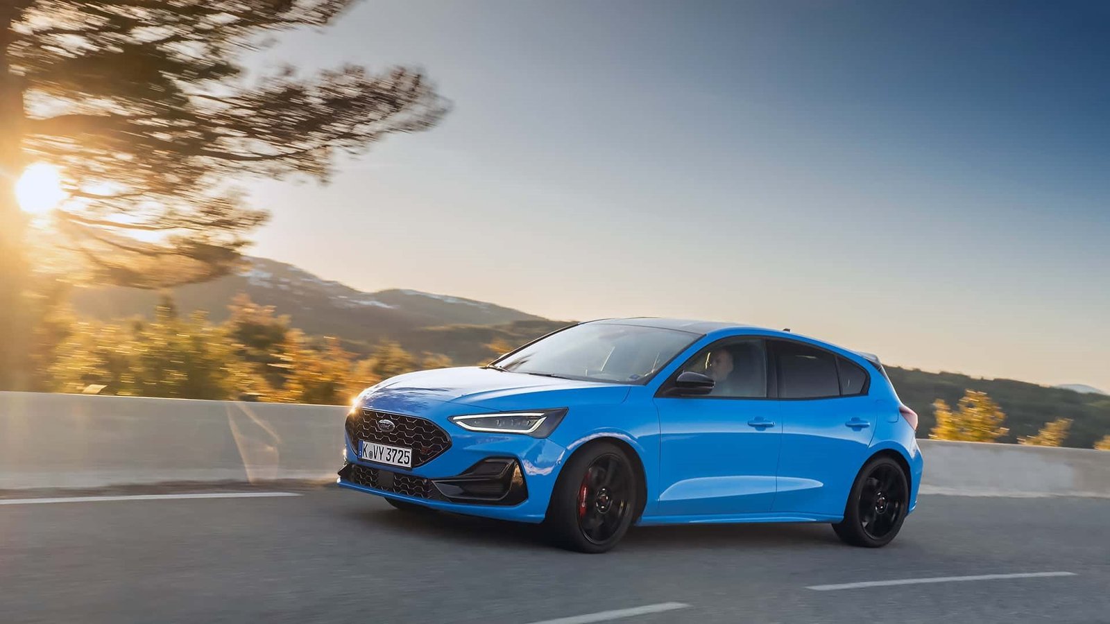 FORD-FOCUS-ST-EDITION-2024-lateral