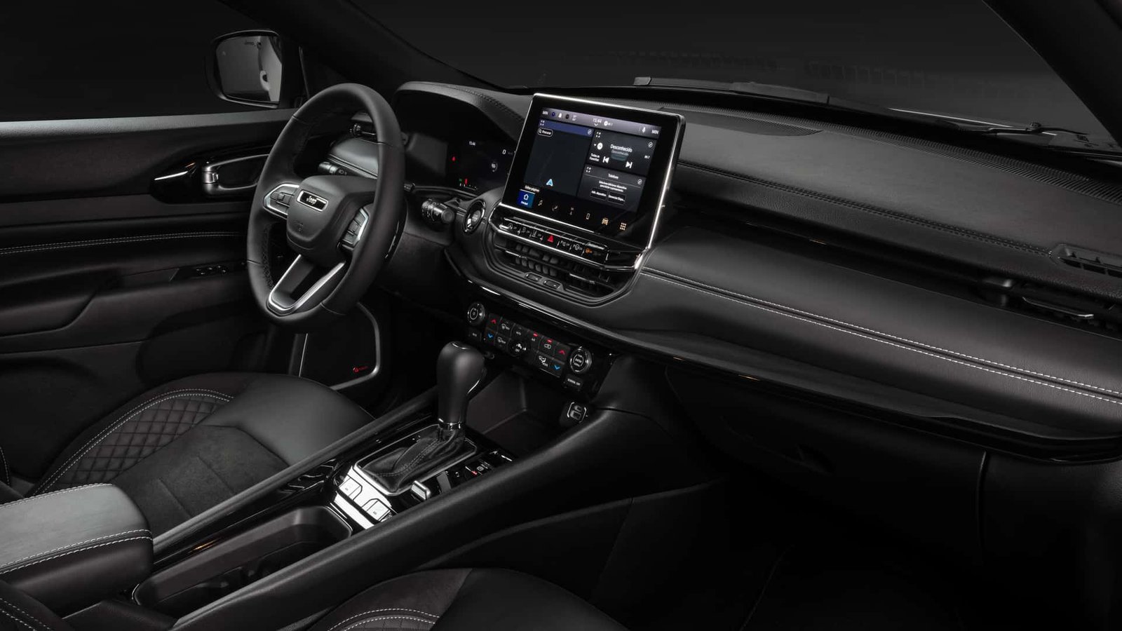 Jeep-Compass-2025-exterior-traseira-interior