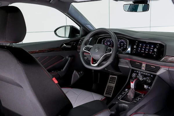 Volkswagen-Jetta-GLI-2024-interior