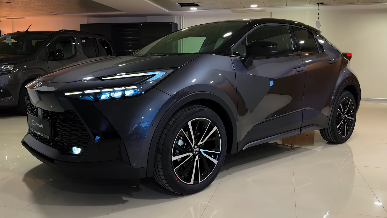 Toyota C-HR 2024