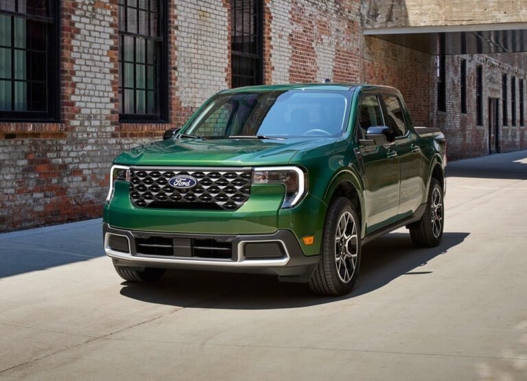 Ford Maverick 2025 traseira interior lateral frente foto