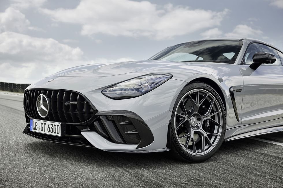 2025-mercedes-amg-gt63-pro-4matic