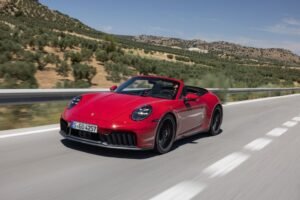 025-porsche-911-carrera-gts