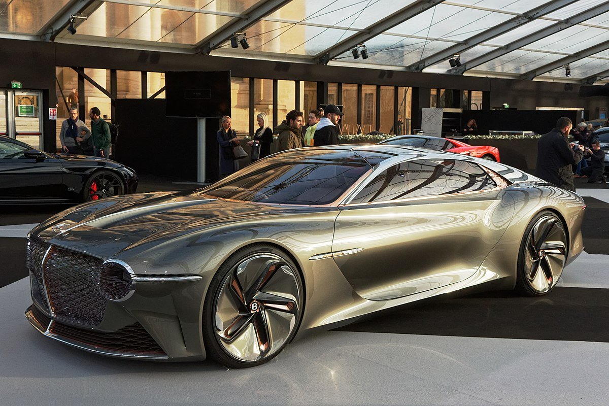 Bentley EXP 100 GT