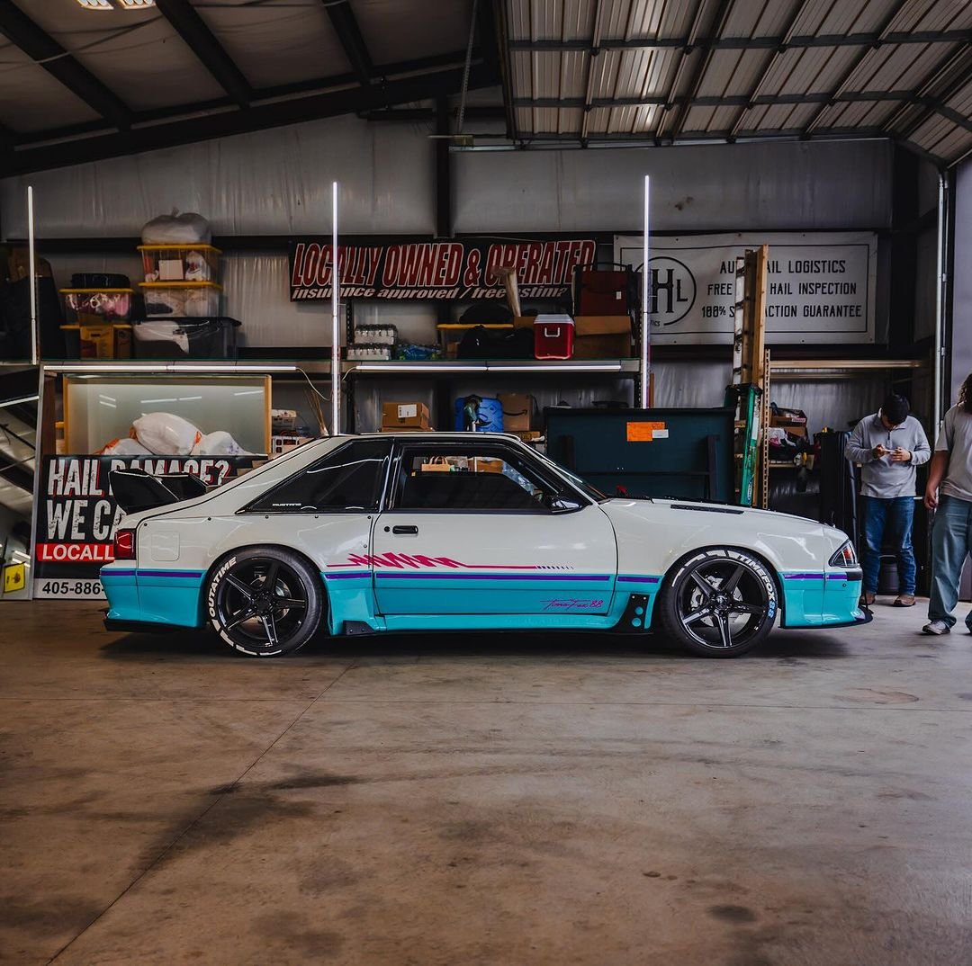 Ford-Mustang-GT-Wdebody