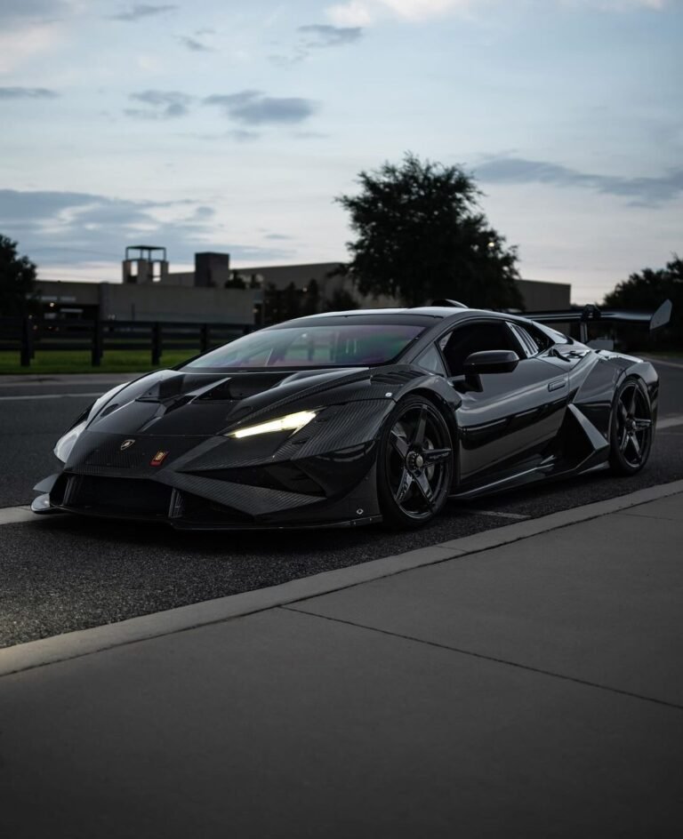 Lamborghini-Aventador