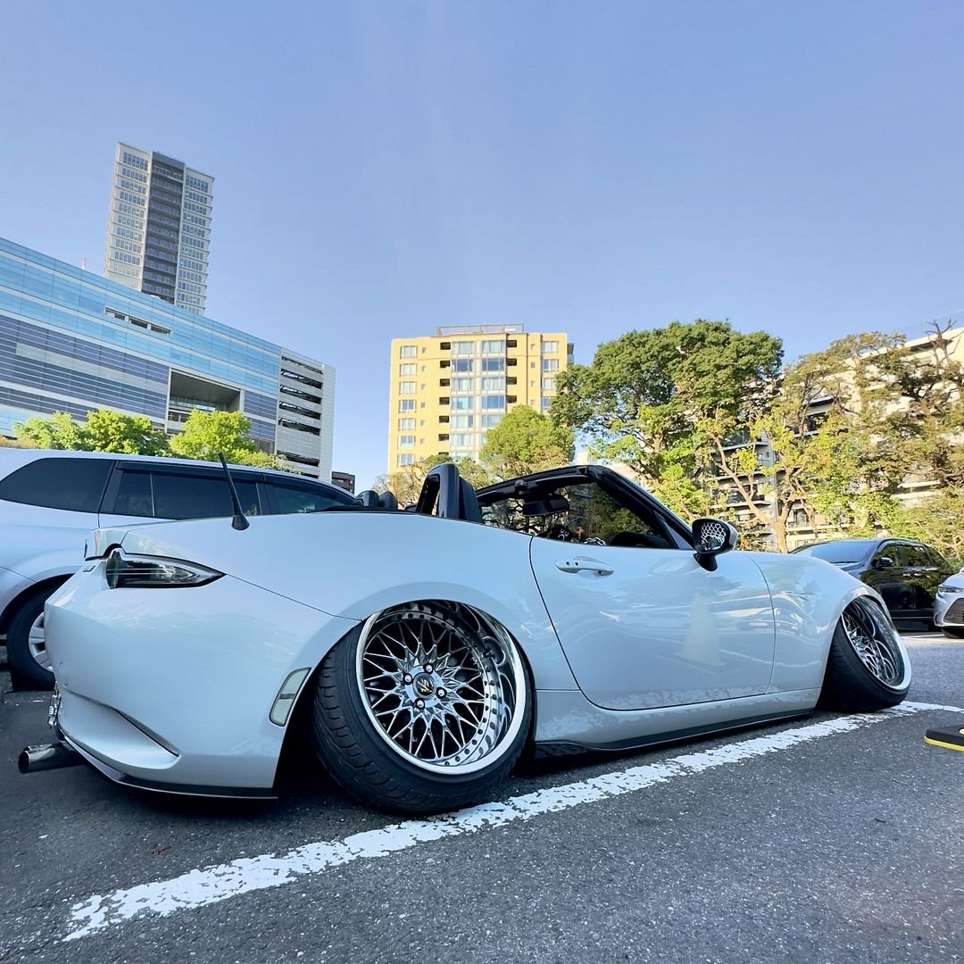 Mazda-MX-5-Miata