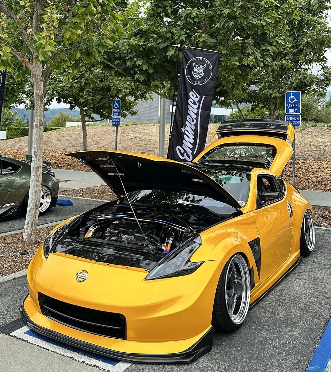 Nissan-370z