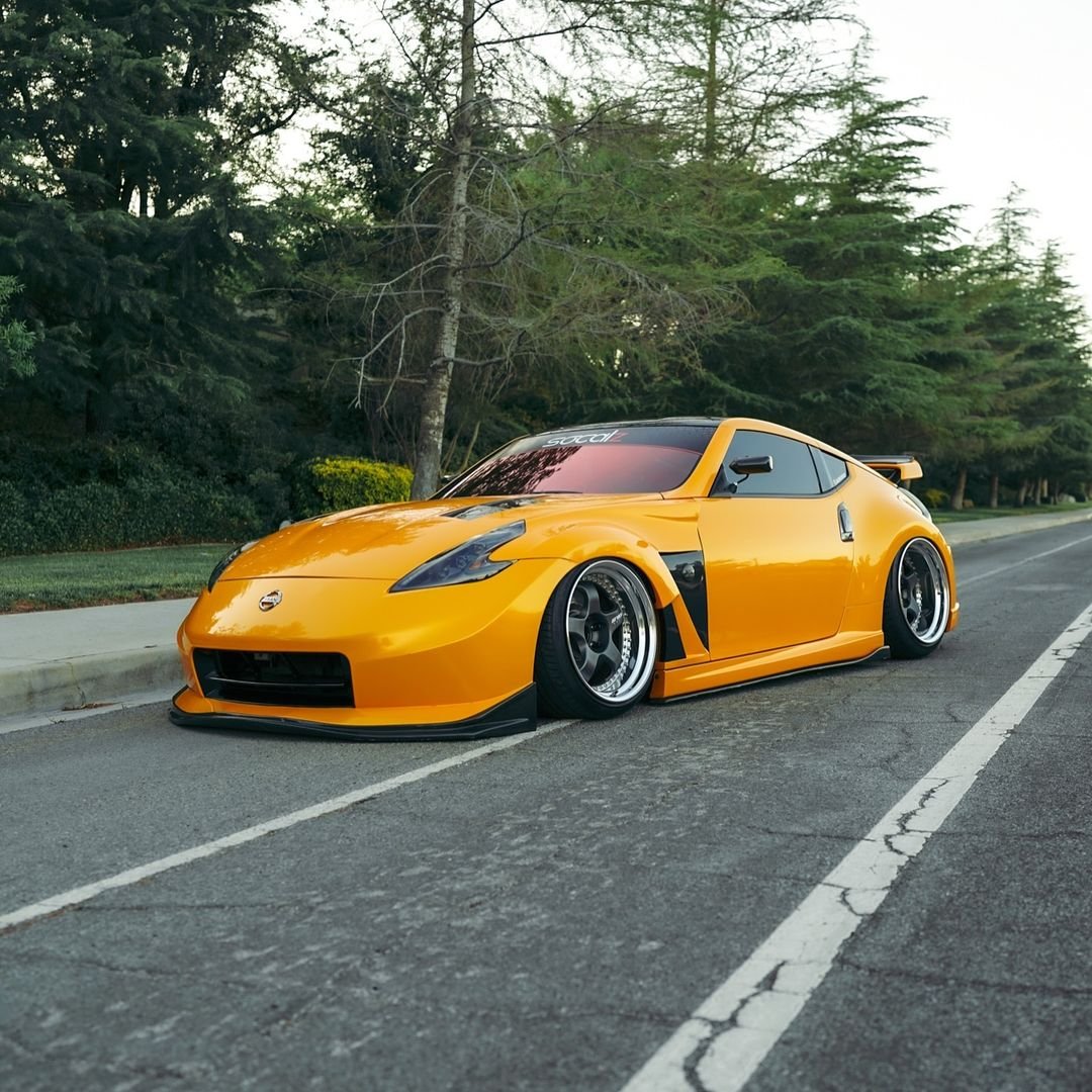 Nissan-370z