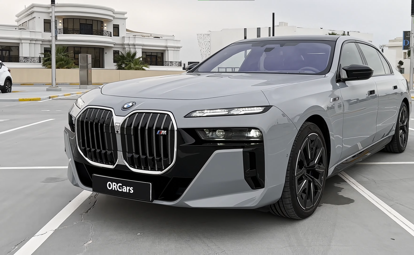 Bmw 7-Series M70 2024