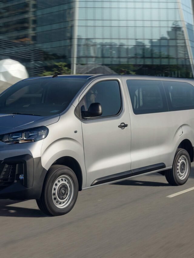 cropped-Fiat-Scudo-2025-foto-lateral.jpg