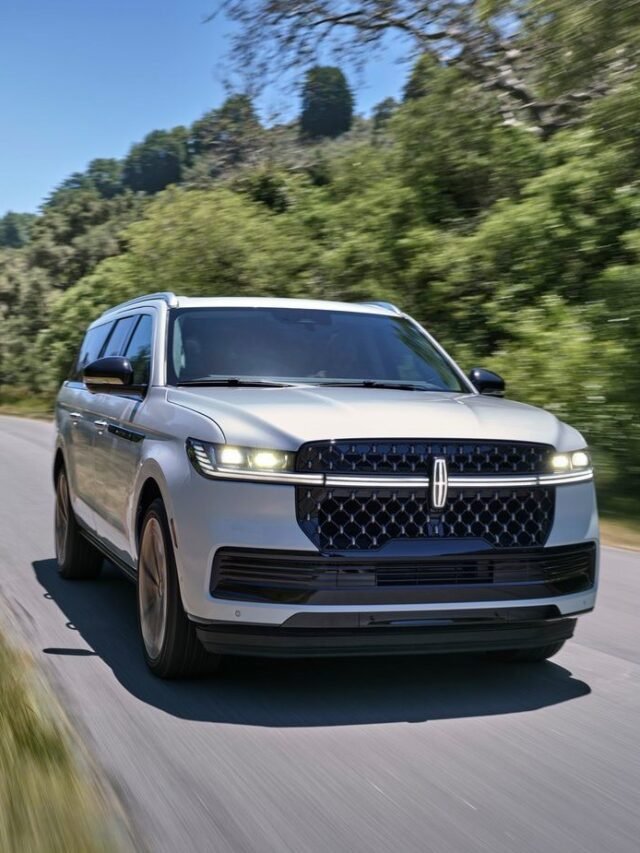 cropped-lincoln-navigator-2025-imagem-da-frente.jpg