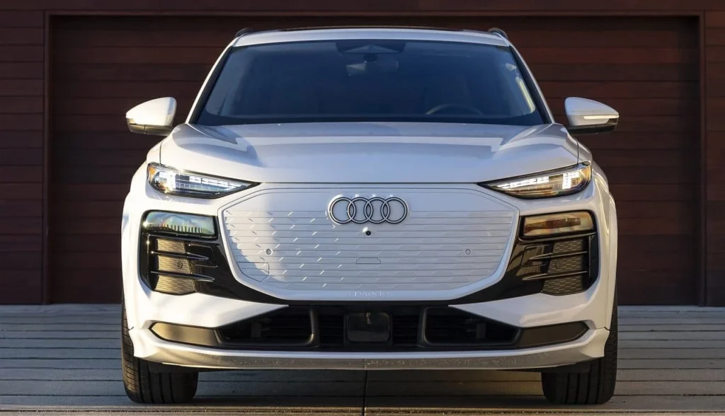 Audi Q6 e-tron 2025