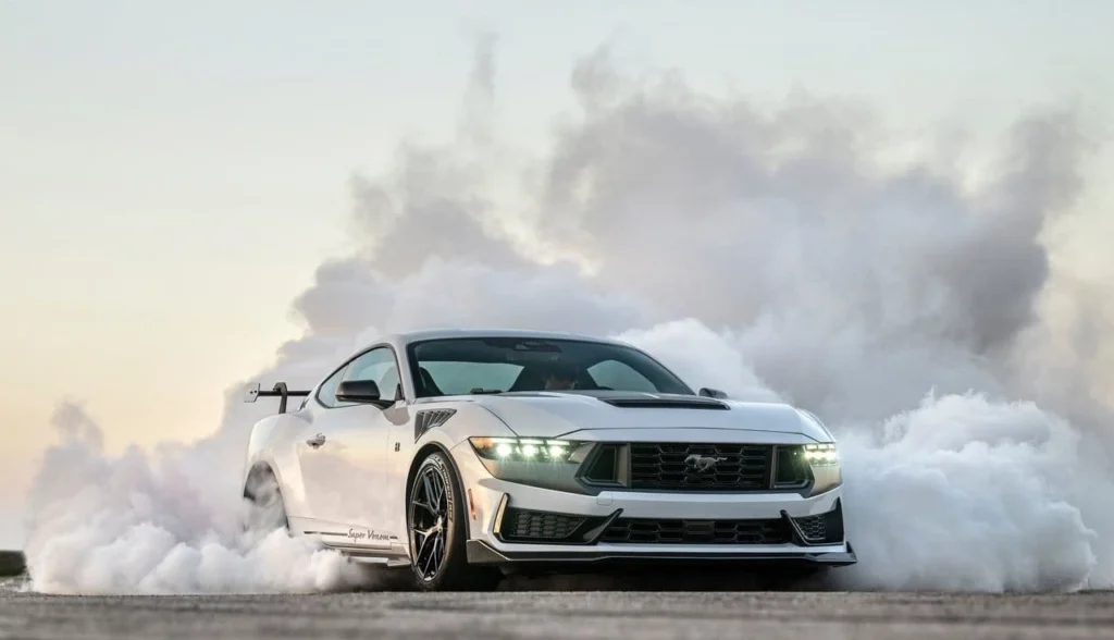 hennessey-super-venom-mustang-dark-horse