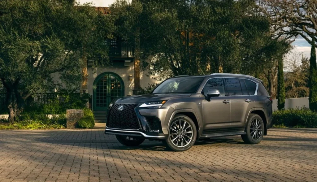 lexus-lx-700h-2025