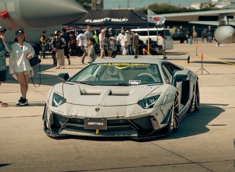 Lamborghini Aventador