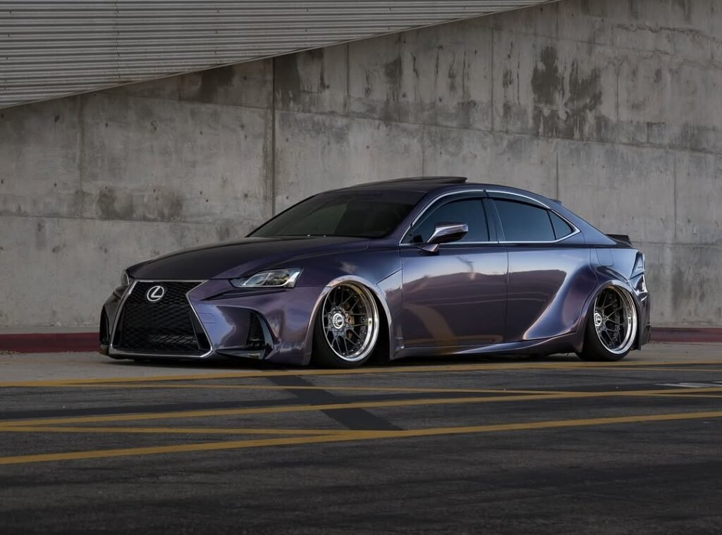 Lexus IS350