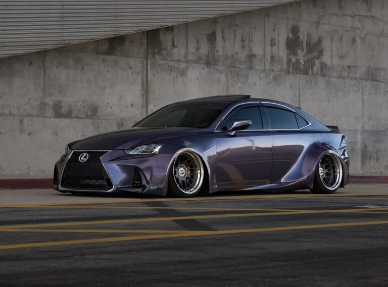 Lexus IS350