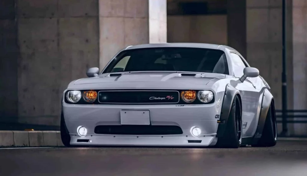 dodge-challenger-liberty-walk-2025