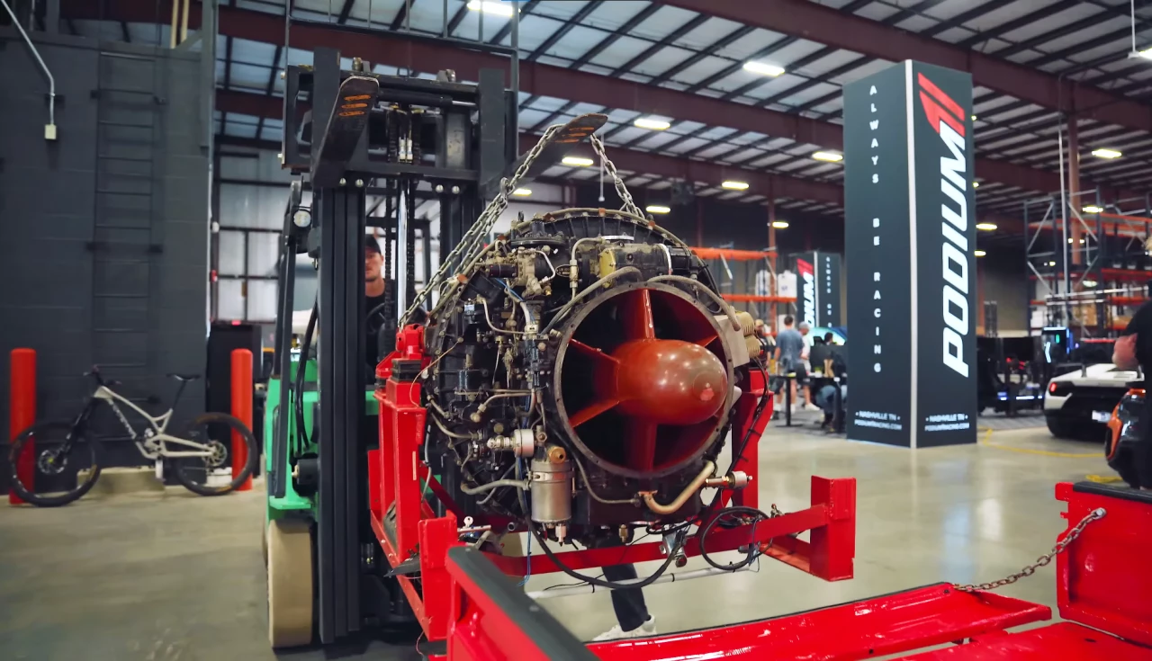 instalando-um-motor-de-ca--a-a-jato-em-uma-mini-caminhonete