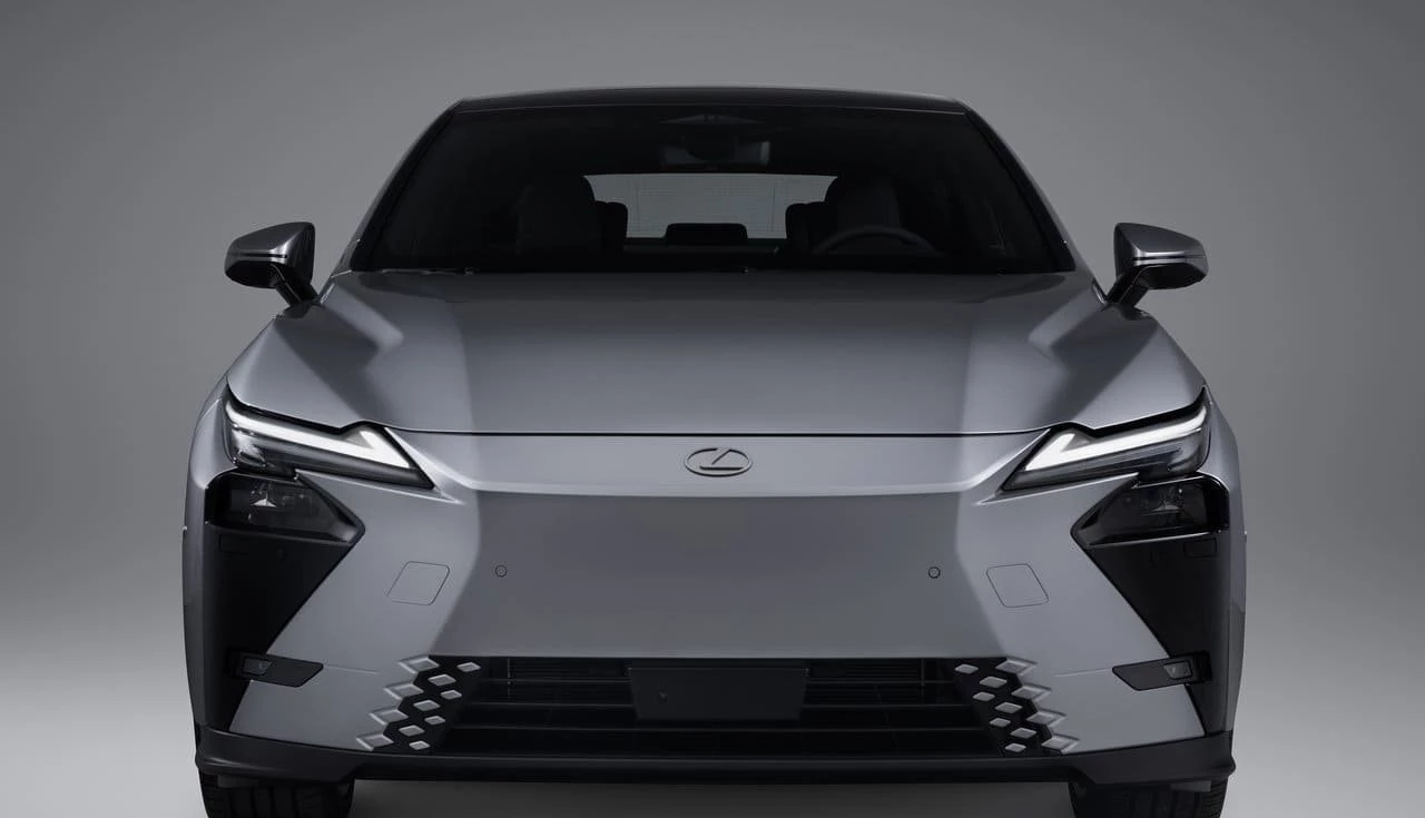 lexus-es-2026-sedan-luxo-tecnologia-2