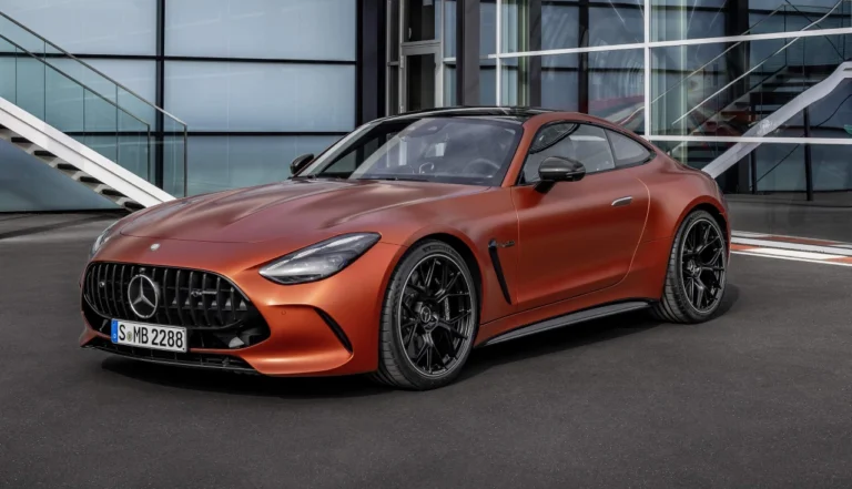 mercedes-amg-gt-63-s-e-performace-2025