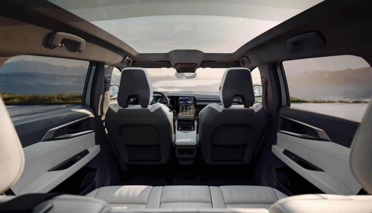 renault-espace-2025-suv-premium-tecnologia-desempenho-potencia-interior-conforto