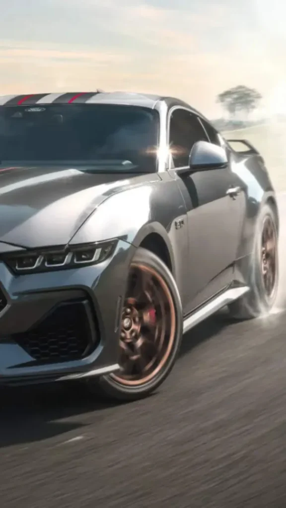 Ford Mustang GT Performance Manual 2025