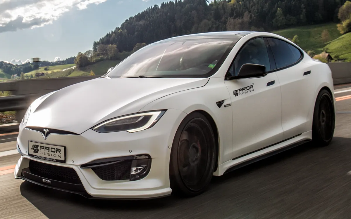 2017 Tesla Model S by Prior Design