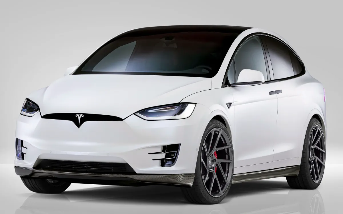 2017 Tesla Model X by Novitec