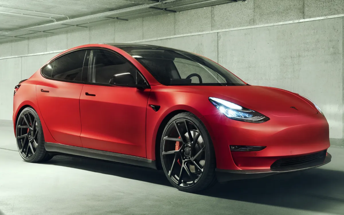 2019 Tesla Model 3 by Novitec
