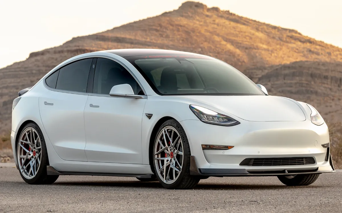 2019 Tesla Model 3 Volta Aero by Vorsteiner