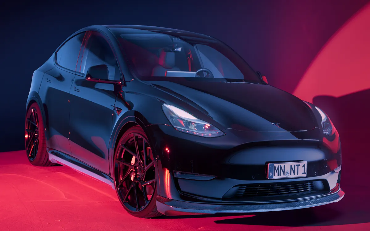 2023 Tesla Model Y by Novitec