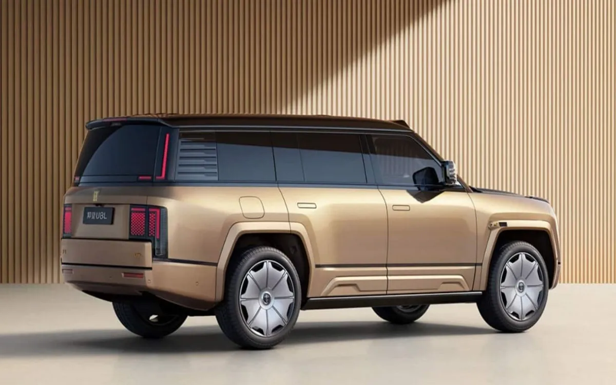 yangwang-u8l-suv-luxo-2025-design-exterior