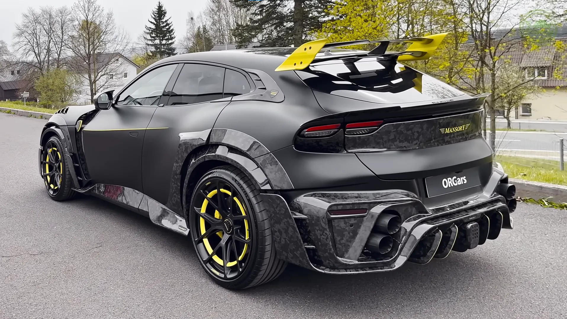 025 MANSORY Ferrari Purosangue
